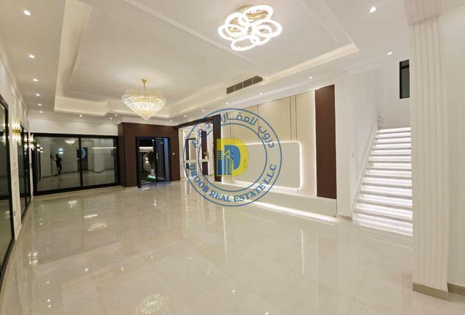 77801449 - Property Image 3