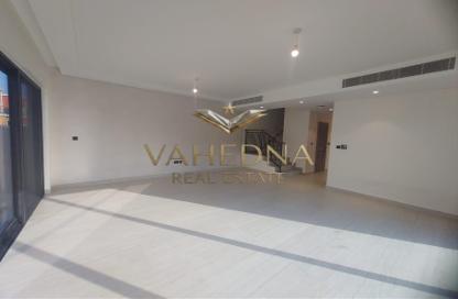 Townhouse - 5 - 6 for rent in Portofino - Damac Lagoons - Dubai