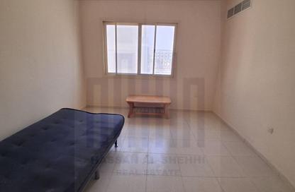Apartment - 1 - 2 for rent in Fire Station Road - Muwaileh - Sharjah