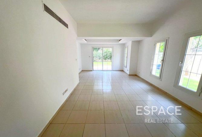 85750469 - Property Image 3