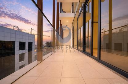 Apartment - 2 - 3 for rent in Saleh Residence 3 - Jumeirah Garden City - Al Satwa - Dubai