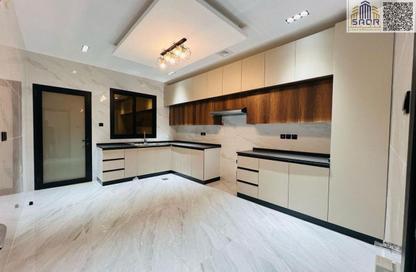 Villa - 4 - 6 for sale in Basatin Al Serra - Al Serra Residential Area - Umm Al Quwain