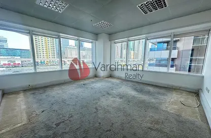 Office Space - Studio - 1 Bathroom for rent in Al Moosa Tower 2 - Al Moosa Towers - Sheikh Zayed Road - Dubai