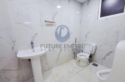 Office Space - Studio - 1 Bathroom for rent in Dune Building - Al Diyafah - Al Satwa - Dubai