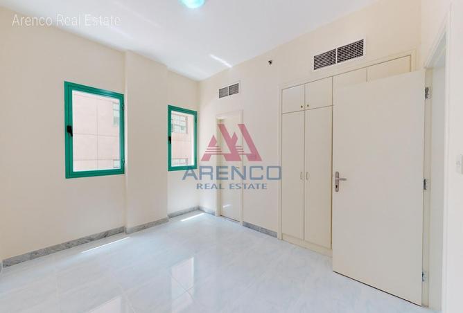 77775059 - Property Image 3