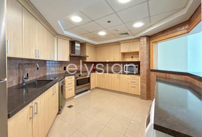 3-bed apartment in Al Basri · Beach access — photo 3
