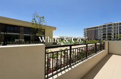Apartment - 1 Bedroom - 1 Bathroom for sale in Holland Gardens - Town Square - Dubai