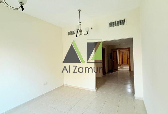 125180005 - Property Main Image