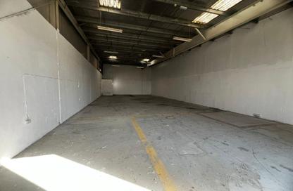 Warehouse - Studio for rent in Industrial Area 17 - Sharjah Industrial Area - Sharjah