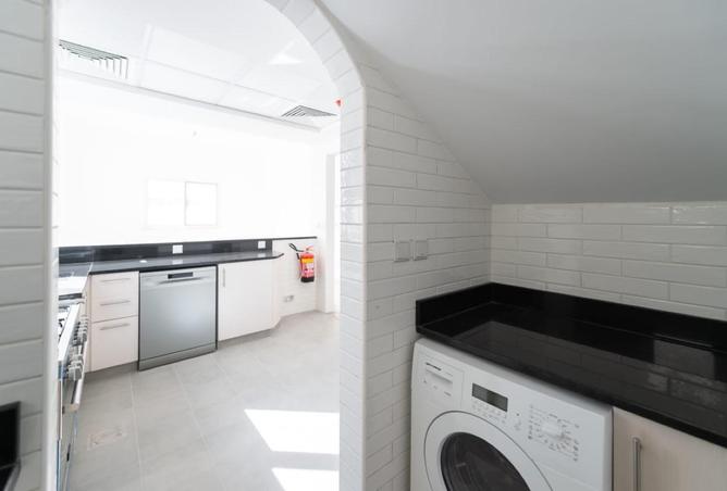 74250578 - Property Image 3