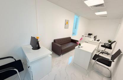 Co-working space - Studio - 1 for rent in Fatima Mohammad Ahmad Bin Suleiman Building - Al Raffa - Bur Dubai - Dubai