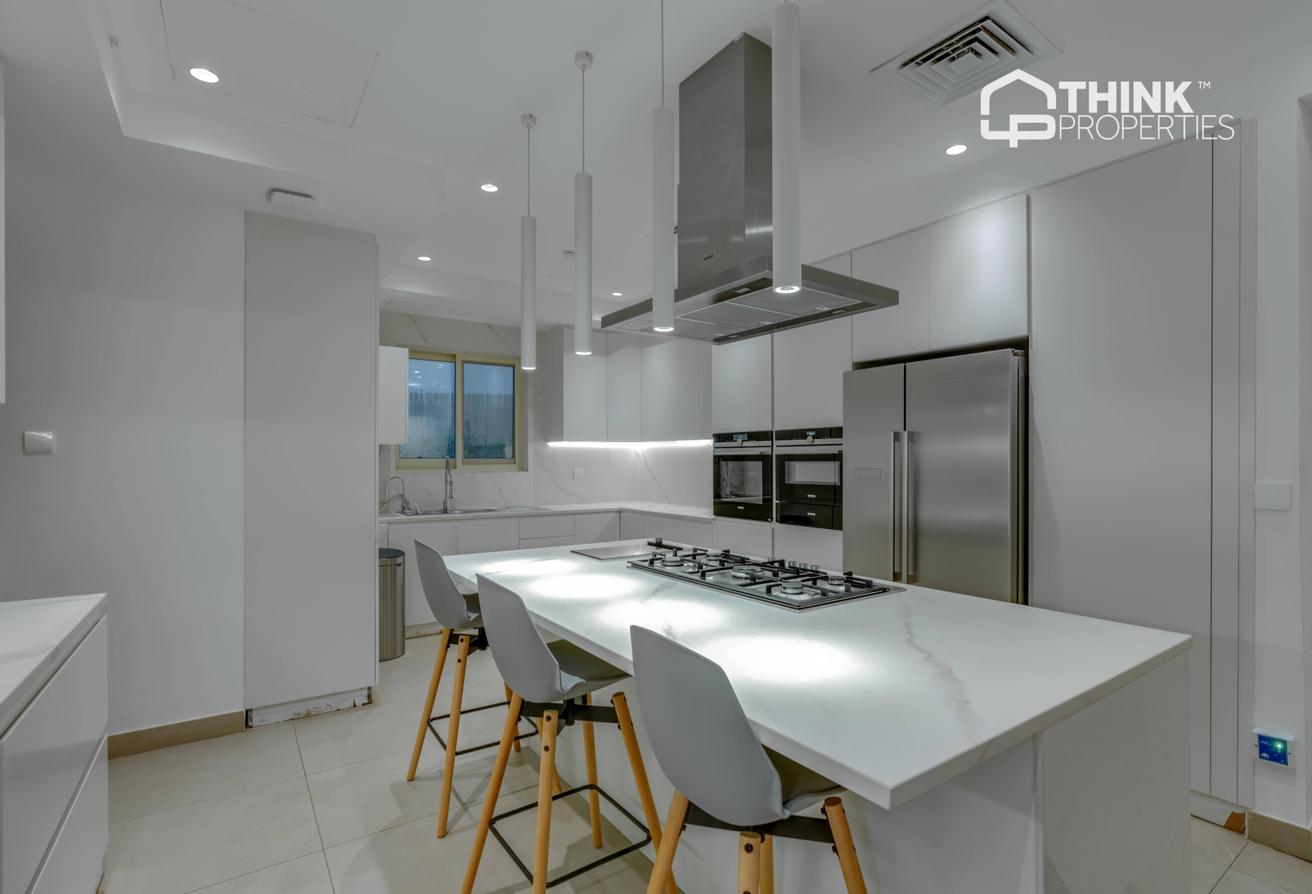 Huge Plot | Full Lake View | Upgraded photo 7