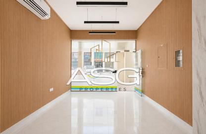 Shop - Studio - 1 Bathroom for rent in Ali Salem B2 - Al Karama - Dubai
