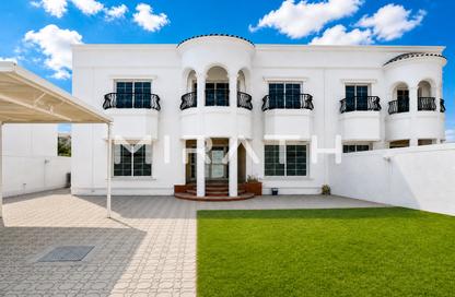 Villa - 4 - 5 for rent in Umm Suqeim 1 Villas - Umm Suqeim 1 - Umm Suqeim - Dubai