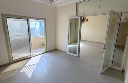 Apartment - 3 - 4 for sale in Al Khan Corniche - Al Khan - Sharjah Apartment - 3 - 4 for sale in Al Khan Corniche - Al Khan - Sharjah