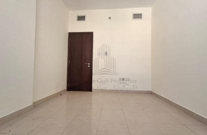 Apartment - 1 Bedroom - 1 Bathroom for rent in Hamdan Street - Abu Dhabi Apartment - 1 Bedroom - 1 Bathroom for rent in Hamdan Street - Abu Dhabi