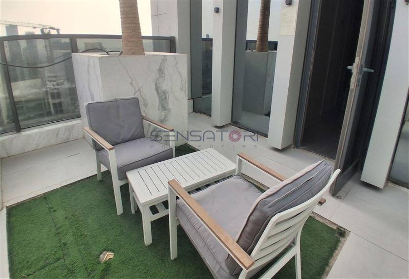 BILLS INCLUDED| SHARED TERRACE | SPACIOUS INTERIOR photo 12