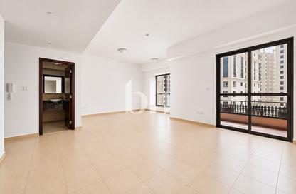 Apartment - 2 Bedrooms - 3 Bathrooms for rent in Rimal 2 - Rimal - Jumeirah Beach Residence - Dubai