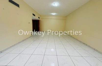 Apartment - 1 Bedroom - 1 Bathroom for rent in Golden Sands 1 - Al Mankhool - Bur Dubai - Dubai