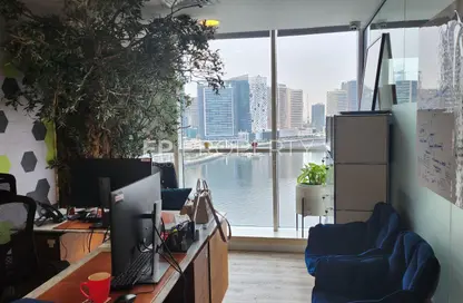Office Space - 2 Bedrooms - 1 Bathroom for rent in Lake Central - Business Bay - Dubai