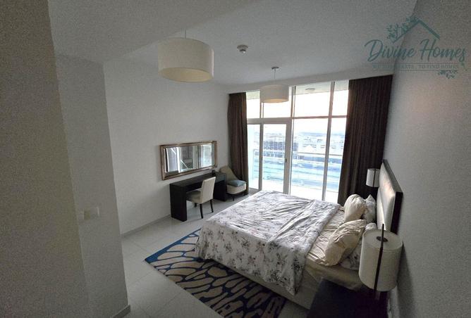 Mid Floor | READY TO MOVE | Open view photo 3