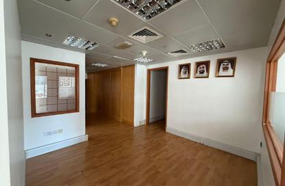 Office Space - Studio - 1 Bathroom for rent in Al Moosa Tower 2 - Al Moosa Towers - Sheikh Zayed Road - Dubai
