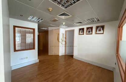 Office Space - Studio - 1 Bathroom for rent in Al Moosa Tower 2 - Al Moosa Towers - Sheikh Zayed Road - Dubai Office Space - Studio - 1 Bathroom for rent in Al Moosa Tower 2 - Al Moosa Towers - Sheikh Zayed Road - Dubai
