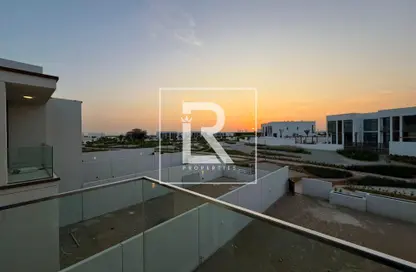 تاون هاوس - 2 غرف نوم - 3 حمامات للبيع في سوق الجبيل - جزيرة الجبيل - أبوظبي