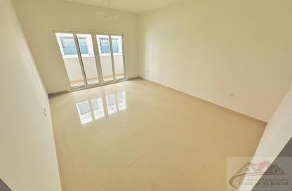 Apartment - 1 - 2 for rent in Muwaileh 29 Building - Muwaileh - Sharjah