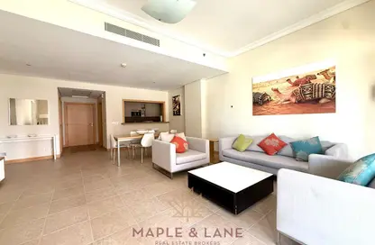 Apartment - 1 Bedroom - 2 Bathrooms for rent in Al Das - Shoreline Apartments - Palm Jumeirah - Dubai
