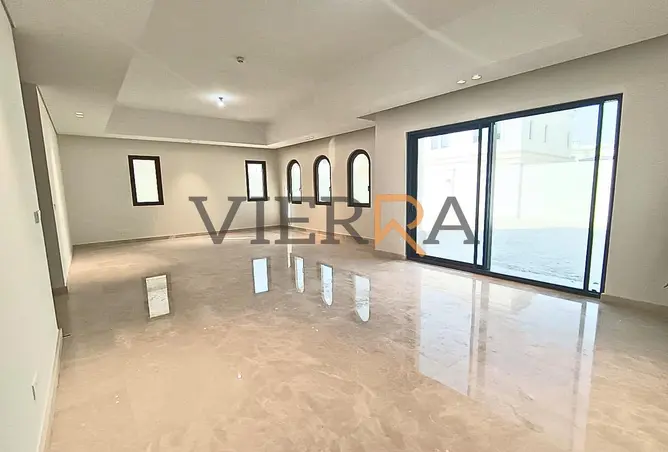 151893355 - Property Image 2