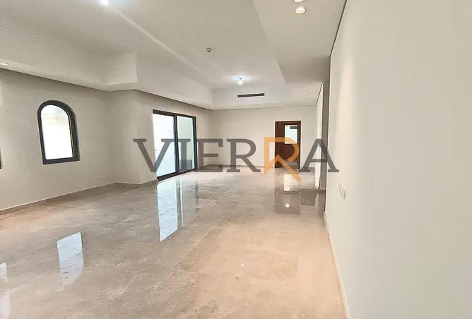 151893355 - Property Image 3