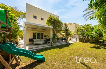 Villa - 3 Bedrooms - 4 Bathrooms for sale in Meadows 9 - Meadows - Dubai