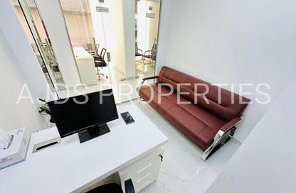 Office Space - Studio - 1 Bathroom for rent in Reem Residency - Al Karama - Dubai