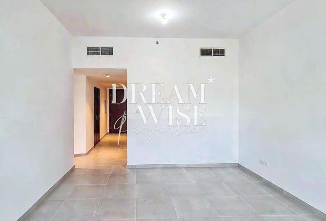 128811457 - Property Image 3