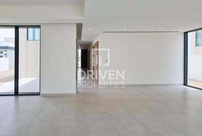 83211713 - صورة العقار 2