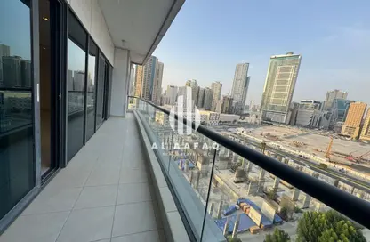 Apartment - 3 Bedrooms - 5 Bathrooms for rent in Al Khan Corniche - Al Khan - Sharjah