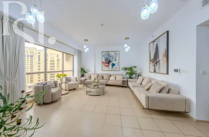 Apartment - 2 Bedrooms - 2 Bathrooms for rent in Rimal 1 - Rimal - Jumeirah Beach Residence - Dubai