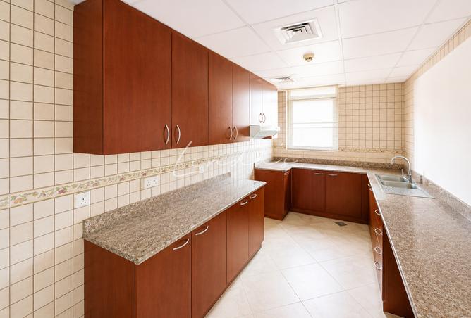104669117 - Property Image 2