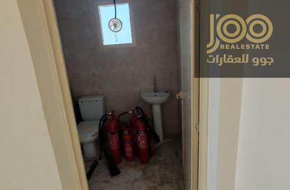 Warehouse - Studio - 1 for rent in Umm Al Thuoob - Umm Al Quwain
