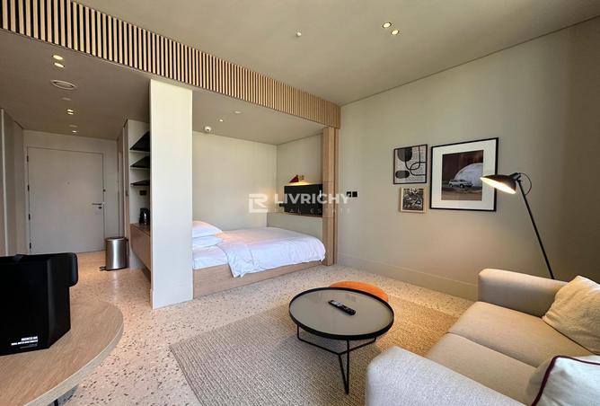 76964047 - Property Image 3