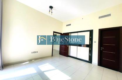 Apartment - 1 - 2 for rent in Glitz 2 - Glitz - Dubai Studio City - Dubai