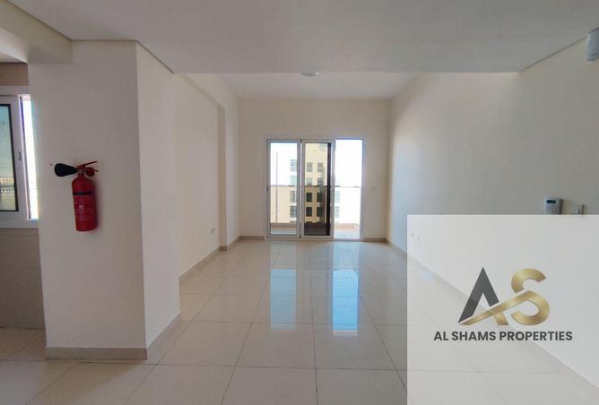 78209238 - Property Image 3