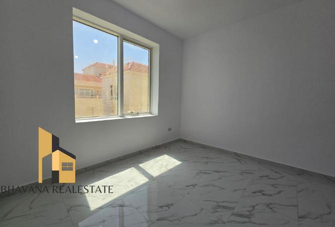 90906992 - Property Image 2