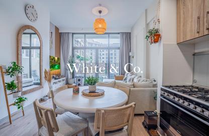 Apartment - 2 - 2 for sale in Parkviews - Town Square - Dubai