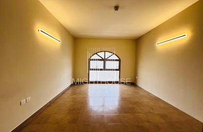 Apartment - 1 Bedroom - 1 Bathroom for rent in Mankhool Building - Al Mankhool - Bur Dubai - Dubai Apartment - 1 Bedroom - 1 Bathroom for rent in Mankhool Building - Al Mankhool - Bur Dubai - Dubai