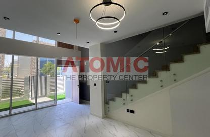 Townhouse - 1 - 2 for rent in Rukan 3 - Rukan - Dubai