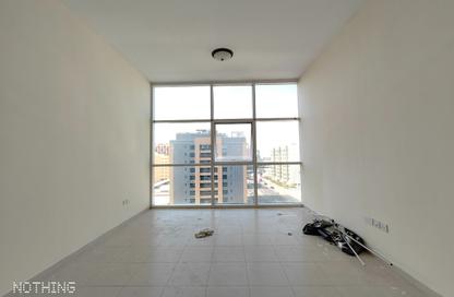 Apartment - Studio - 1 for rent in Silicon Gates 4 - Silicon Gates - Dubai Silicon Oasis - Dubai