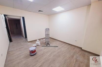 Apartment - Studio - 1 Bathroom for rent in Shabiya 10 - Shabiya - Mussafah - Abu Dhabi