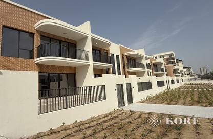 Apartment - 3 Bedrooms - 4 Bathrooms for sale in The Mayfair - Town Square - Dubai